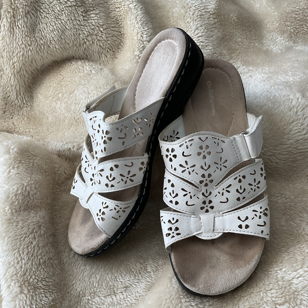 Croft & Barrow white sandals